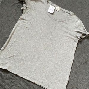 ✨ J. Crew heather gray basic tee